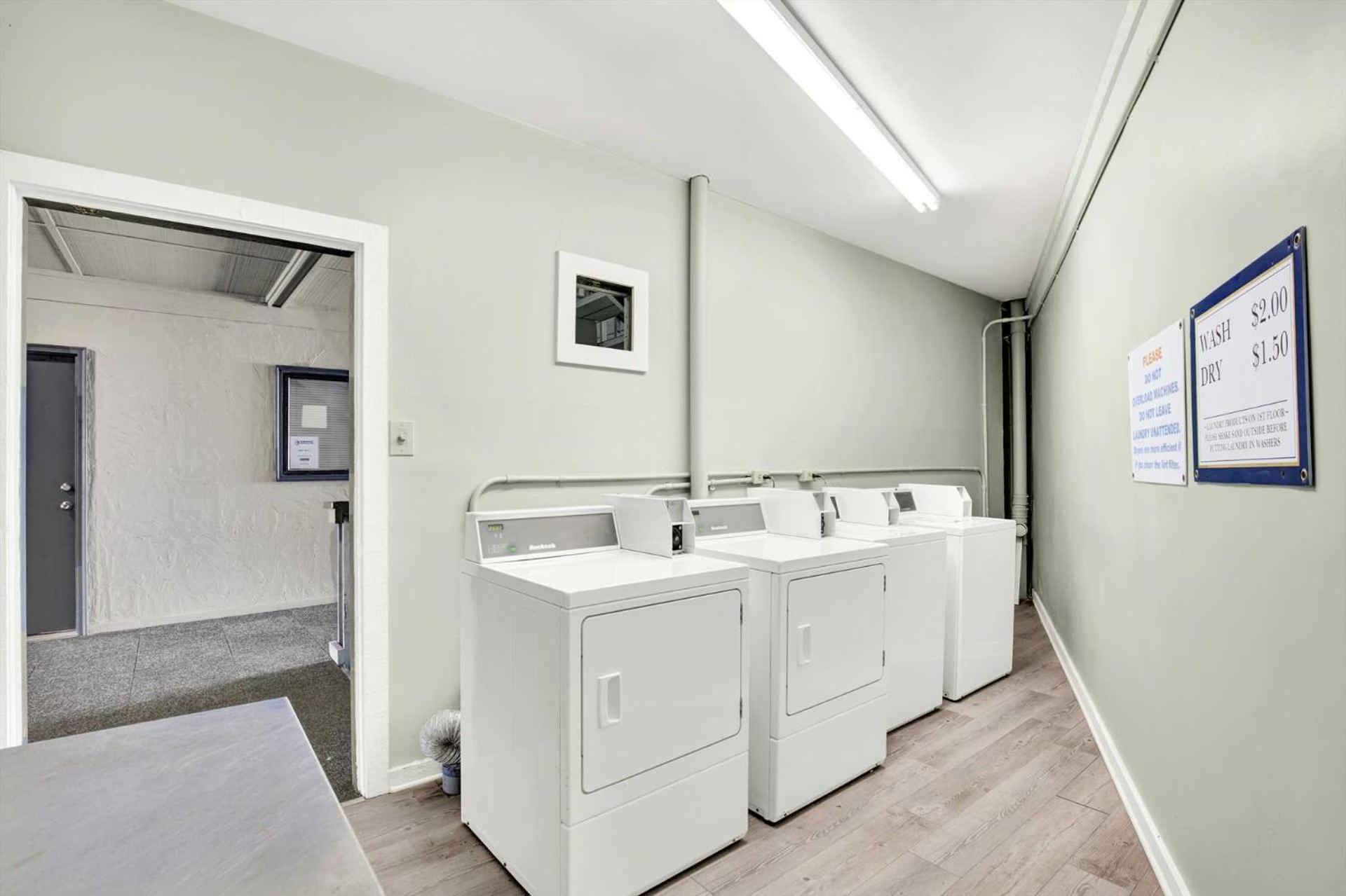 Savannah Beach & Racquet Club 217B Тайби Айлънд Екстериор снимка